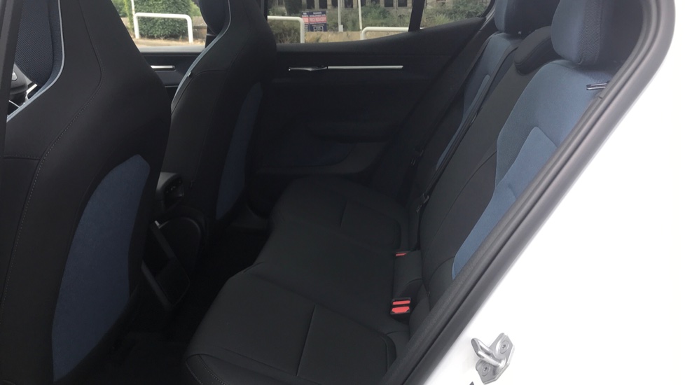 Volvo EX30 315kW Twin Motor Performance Ultra 69kWh 5dr Auto Electric Estate - Image 16
