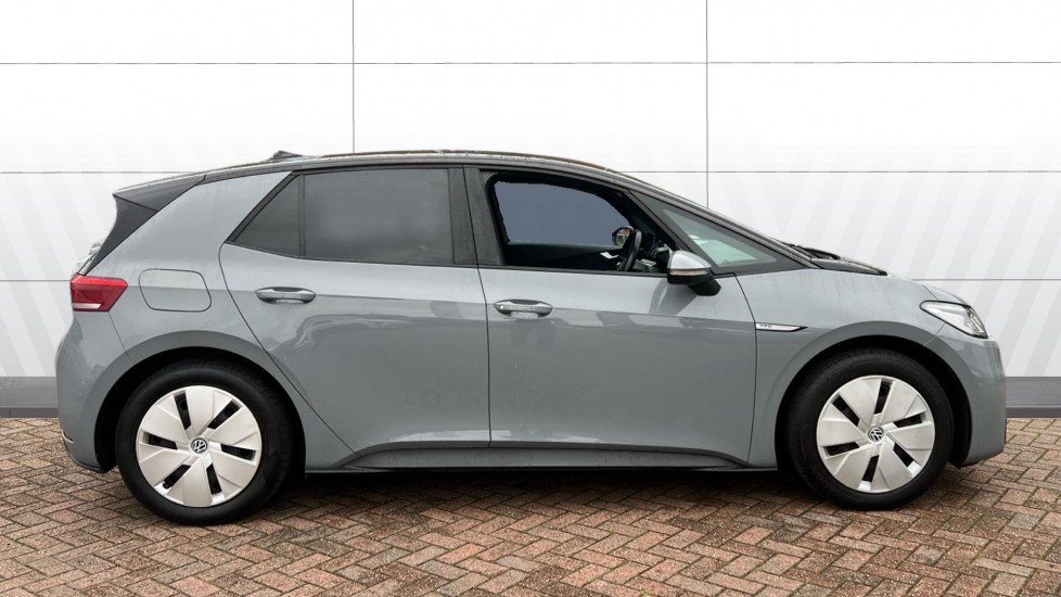 Volkswagen ID.3 150kW Family Pro Performance 58kWh 5dr Auto Electric Hatchback - Image 5