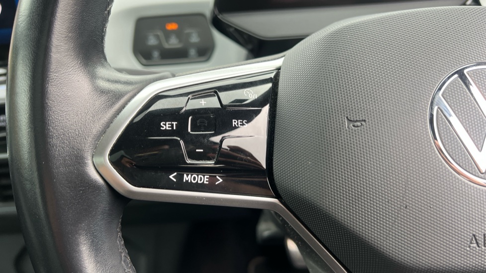 Volkswagen ID.3 150kW Family Pro Performance 58kWh 5dr Auto Electric Hatchback - Image 21
