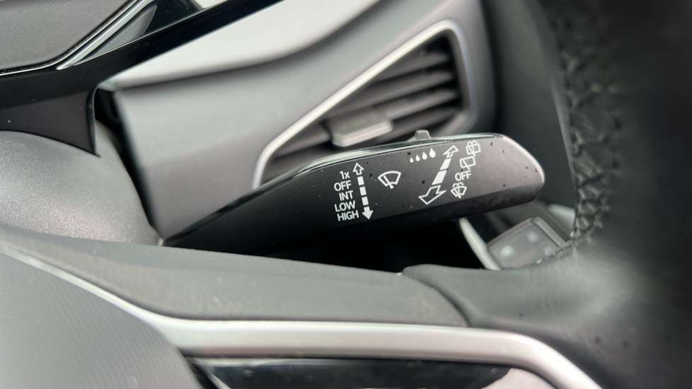 Volkswagen ID.3 150kW Family Pro Performance 58kWh 5dr Auto Electric Hatchback - Image 23