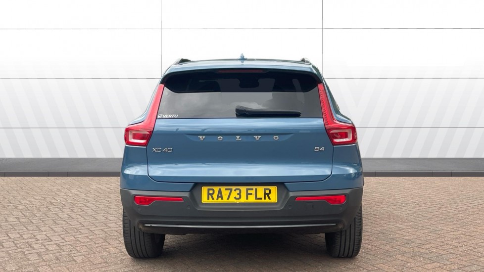 Volvo XC40 2.0 B4P Ultimate Dark 5dr Auto Petrol Estate - Image 6