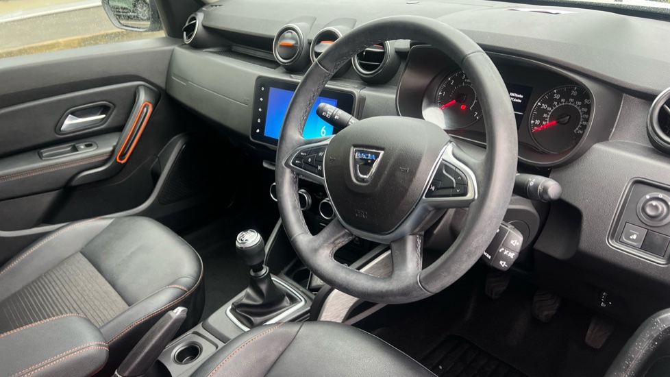 Dacia Duster 1.3 TCe 130 Extreme SE 5dr Petrol Estate - Image 11