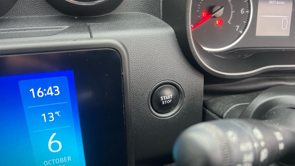 Dacia Duster 1.3 TCe 130 Extreme SE 5dr Petrol Estate - Image 29