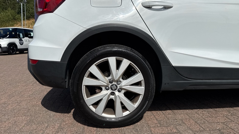 SEAT Arona 1.6 TDI 115 SE Technology Lux [EZ] 5dr Diesel Hatchback - Image 7