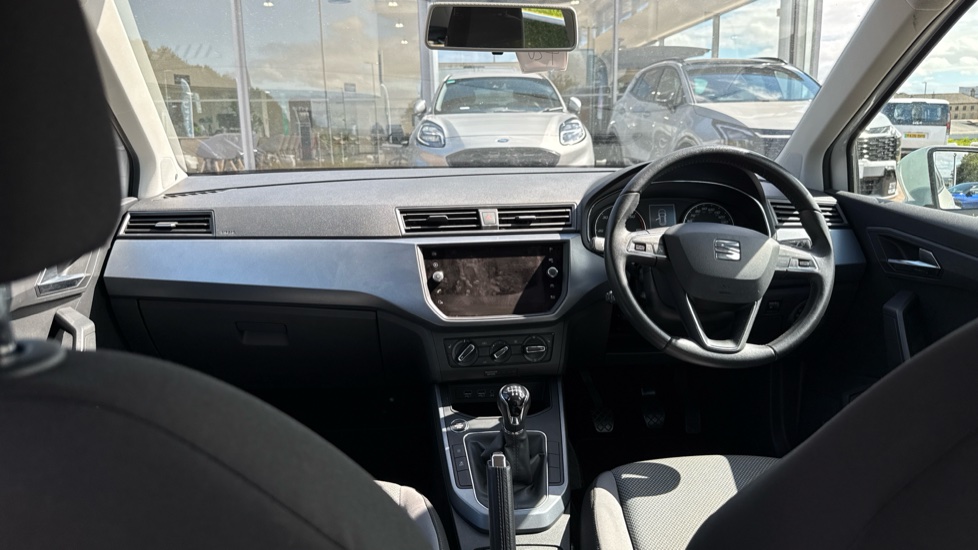 SEAT Arona 1.6 TDI 115 SE Technology Lux [EZ] 5dr Diesel Hatchback - Image 10
