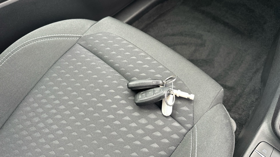 Ford Fiesta 1.0 EcoBoost 125 Titanium 5dr Petrol Hatchback - Image 20