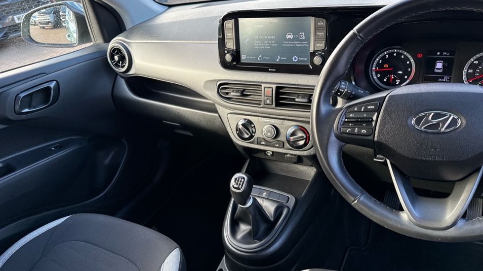 Hyundai i10 1.0 MPi SE Connect 5dr Petrol Hatchback - Image 14
