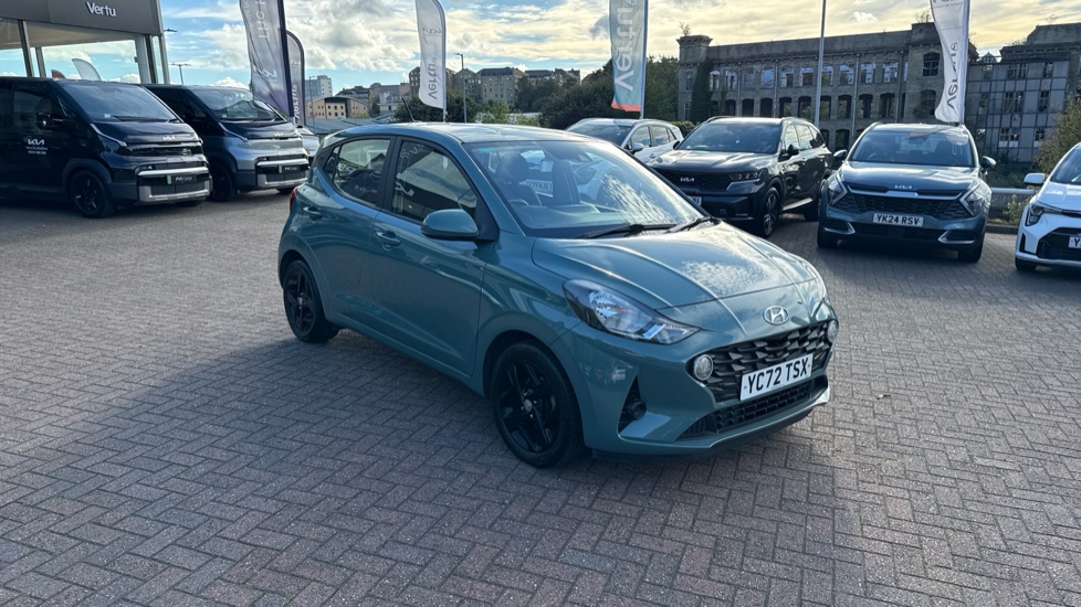 Hyundai i10 1.0 MPi SE Connect 5dr Petrol Hatchback - Image 27