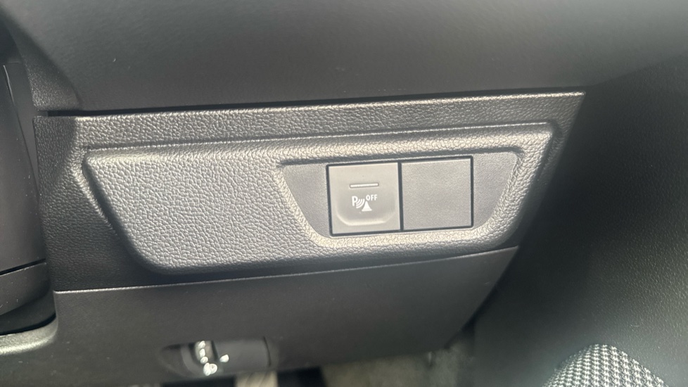 Dacia Sandero Stepway 1.0 TCe Expression 5dr Petrol Hatchback - Image 22