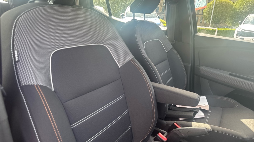 Dacia Sandero Stepway 1.0 TCe Expression 5dr Petrol Hatchback - Image 34