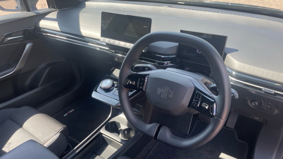 MG MG4 150kW SE EV Long Range 64kWh 5dr Auto Electric Hatchback - Image 11