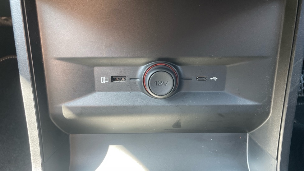 MG MG4 150kW SE EV Long Range 64kWh 5dr Auto Electric Hatchback - Image 29