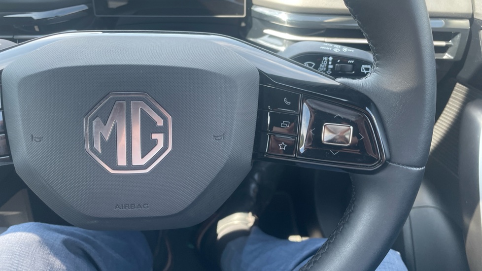 MG MG4 150kW SE EV Long Range 64kWh 5dr Auto Electric Hatchback - Image 41