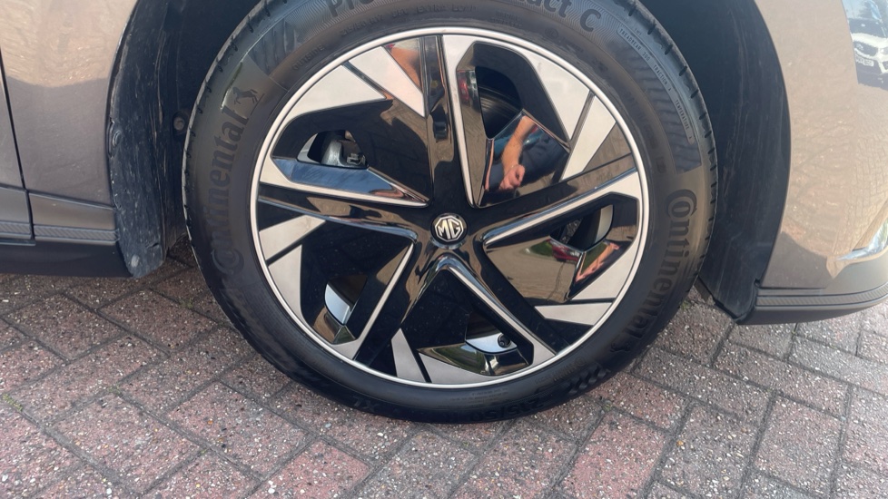 MG MG4 150kW SE EV Long Range 64kWh 5dr Auto Electric Hatchback - Image 57