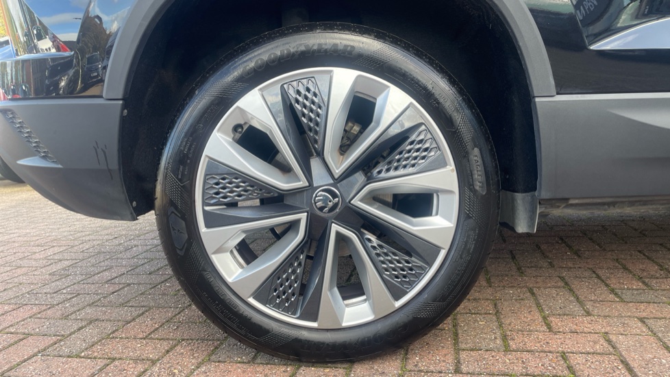 Skoda Karoq 1.5 TSI SE L 5dr DSG Petrol Estate - Image 7