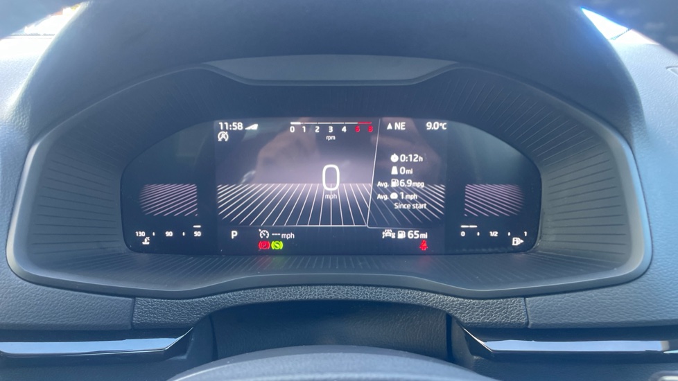 Skoda Karoq 1.5 TSI SE L 5dr DSG Petrol Estate - Image 18