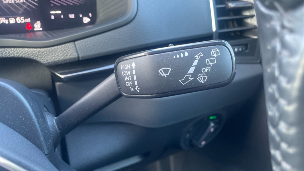 Skoda Karoq 1.5 TSI SE L 5dr DSG Petrol Estate - Image 29