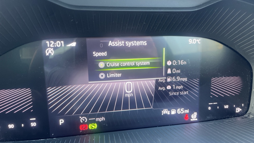 Skoda Karoq 1.5 TSI SE L 5dr DSG Petrol Estate - Image 39