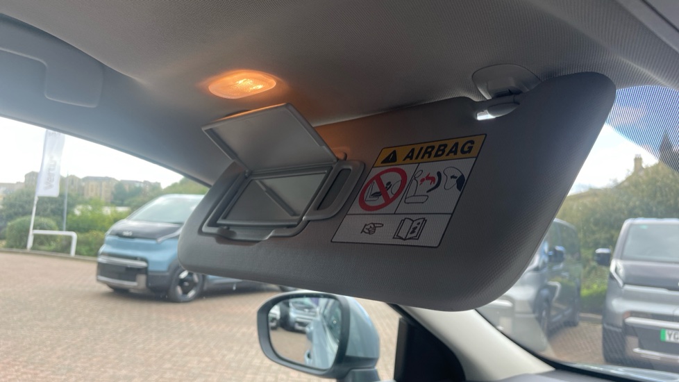 Nissan Qashqai 1.3 DiG-T MH N-Connecta 5dr Petrol Hatchback - Image 23