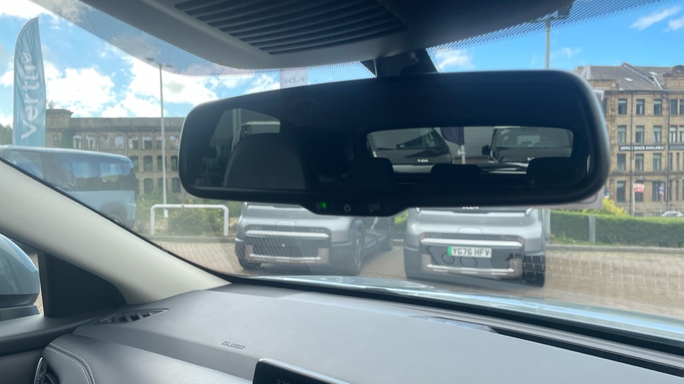 Nissan Qashqai 1.3 DiG-T MH N-Connecta 5dr Petrol Hatchback - Image 26
