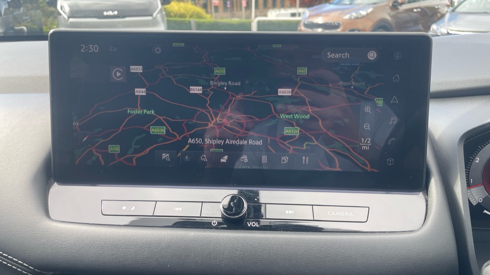 Nissan Qashqai 1.3 DiG-T MH N-Connecta 5dr Petrol Hatchback - Image 30