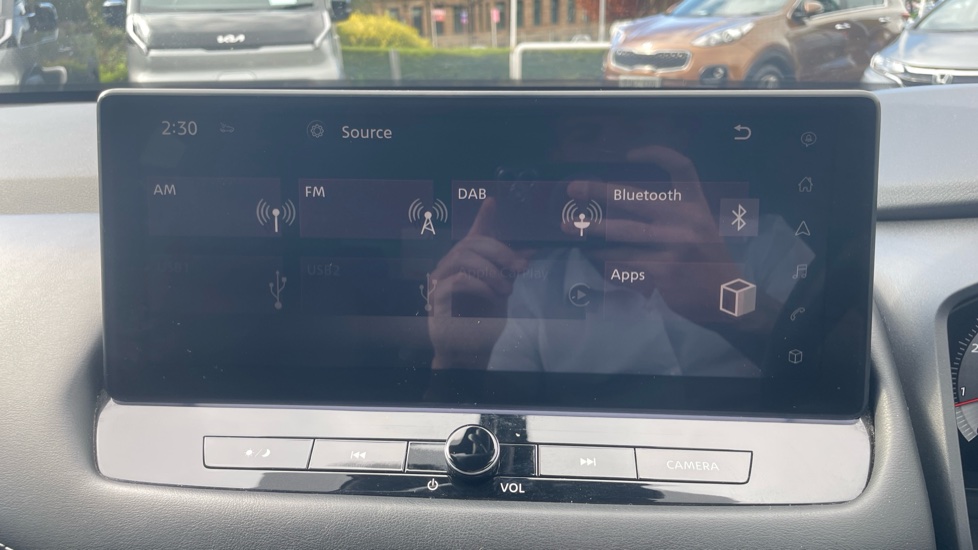 Nissan Qashqai 1.3 DiG-T MH N-Connecta 5dr Petrol Hatchback - Image 31