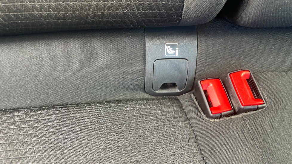 Nissan Qashqai 1.3 DiG-T MH N-Connecta 5dr Petrol Hatchback - Image 46