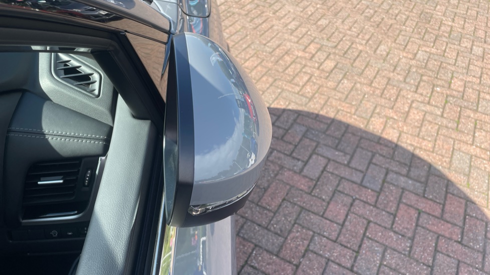 Nissan Qashqai 1.3 DiG-T MH N-Connecta 5dr Petrol Hatchback - Image 60