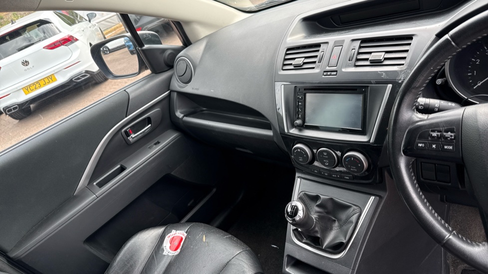 Mazda 5 2.0 Sport Venture Edition 5dr Petrol Estate - Image 14