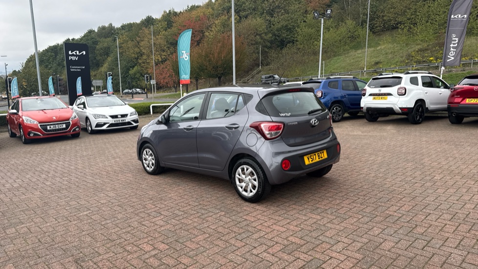 Hyundai i10 1.2 SE 5dr Petrol Hatchback - Image 35