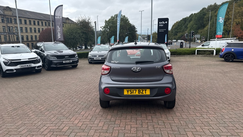 Hyundai i10 1.2 SE 5dr Petrol Hatchback - Image 36