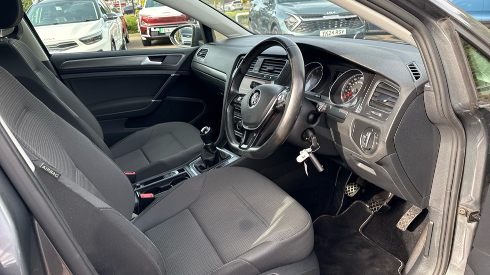 Volkswagen Golf 1.5 TSI EVO SE [Nav] 5dr Petrol Hatchback - Image 11