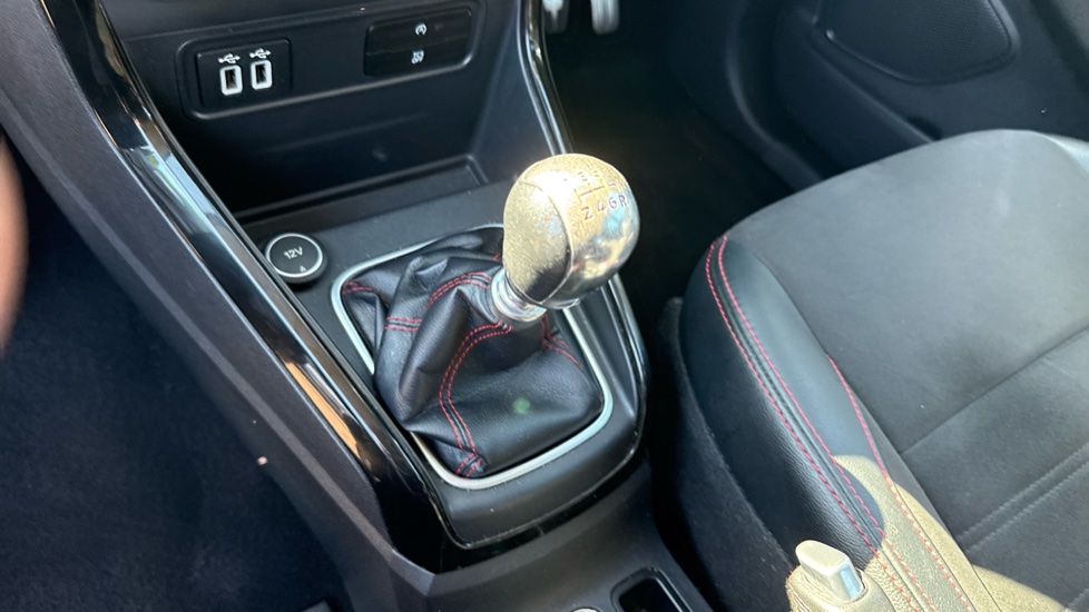 Ford EcoSport 1.0 EcoBoost 125 ST-Line 5dr Petrol Hatchback - Image 13
