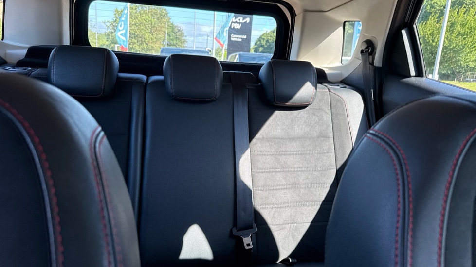 Ford EcoSport 1.0 EcoBoost 125 ST-Line 5dr Petrol Hatchback - Image 15