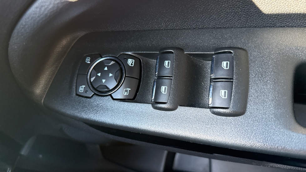 Ford EcoSport 1.0 EcoBoost 125 ST-Line 5dr Petrol Hatchback - Image 27