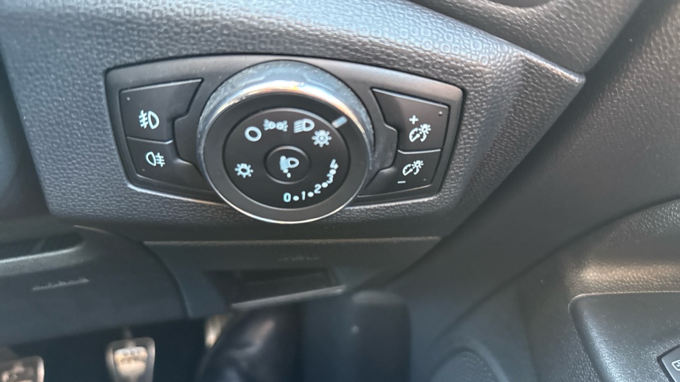 Ford EcoSport 1.0 EcoBoost 125 ST-Line 5dr Petrol Hatchback - Image 28