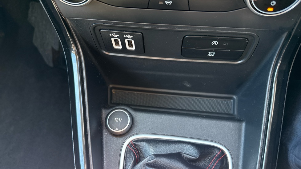 Ford EcoSport 1.0 EcoBoost 125 ST-Line 5dr Petrol Hatchback - Image 30