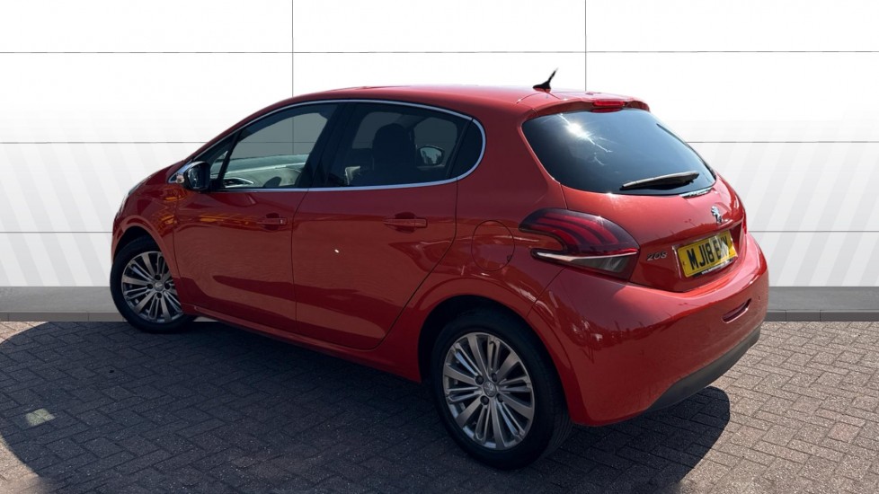 Peugeot 208 1.2 PureTech 82 Allure 5dr Petrol Hatchback - Image 2