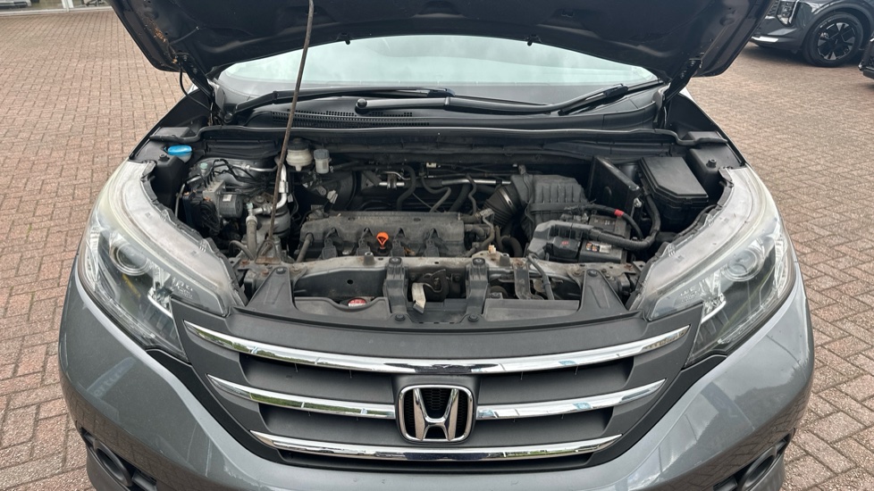 Honda CR-V 2.0 i-VTEC SE 5dr Petrol Estate - Image 8