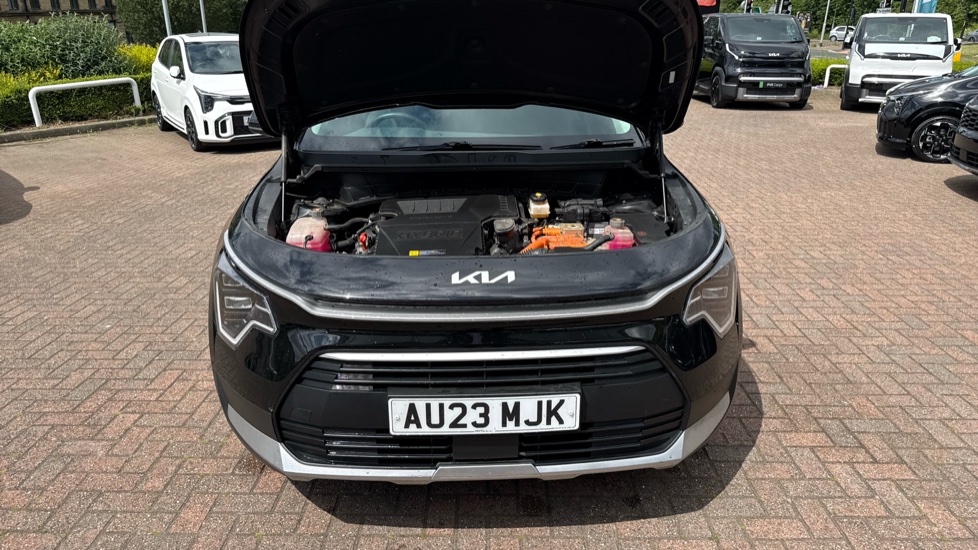 Kia Niro 1.6 GDi Hybrid 2 5dr DCT Hybrid Estate - Image 8