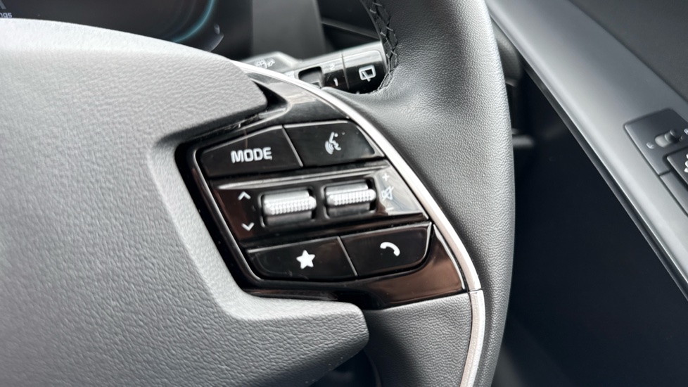 Kia Niro 1.6 GDi Hybrid 2 5dr DCT Hybrid Estate - Image 22