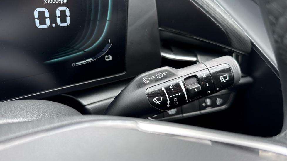 Kia Niro 1.6 GDi Hybrid 2 5dr DCT Hybrid Estate - Image 25