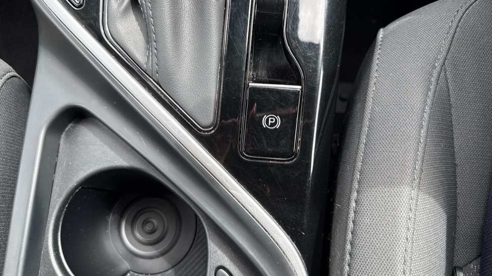 Kia Niro 1.6 GDi Hybrid 2 5dr DCT Hybrid Estate - Image 29