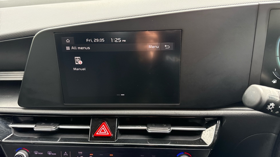 Kia Niro 1.6 GDi Hybrid 2 5dr DCT Hybrid Estate - Image 35