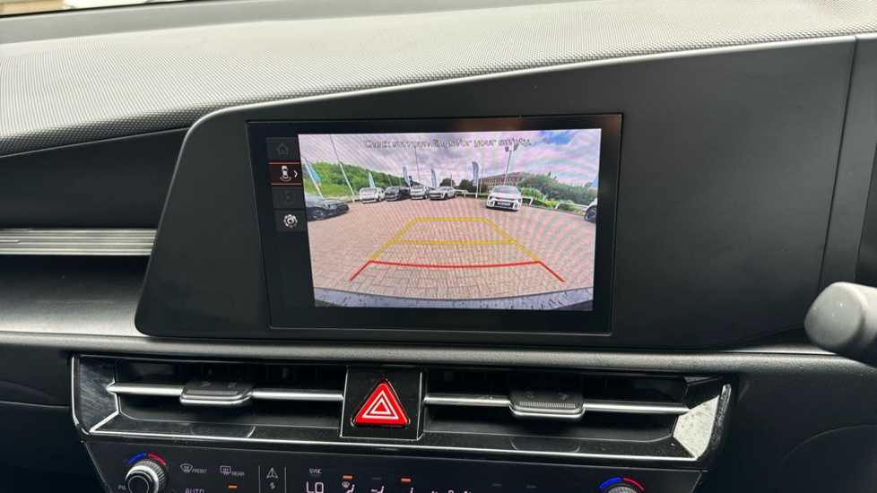 Kia Niro 1.6 GDi Hybrid 2 5dr DCT Hybrid Estate - Image 37