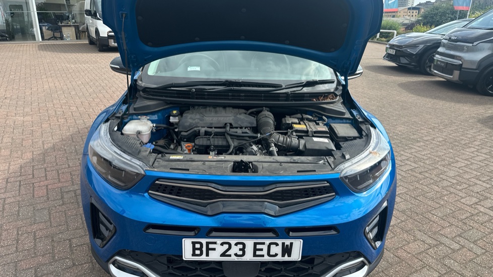 Kia Stonic 1.0T GDi 48V GT-Line S 5dr DCT Petrol Estate - Image 8