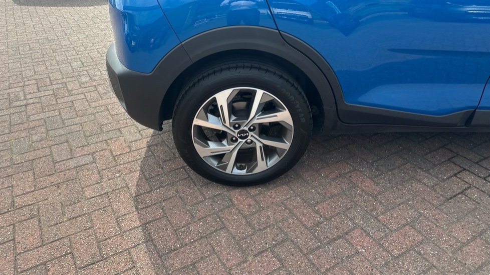 Kia Stonic 1.0T GDi 48V GT-Line S 5dr DCT Petrol Estate - Image 37