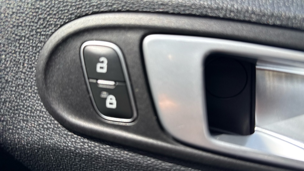 Ford EcoSport 1.0 EcoBoost 125 ST-Line 5dr Petrol Hatchback - Image 28