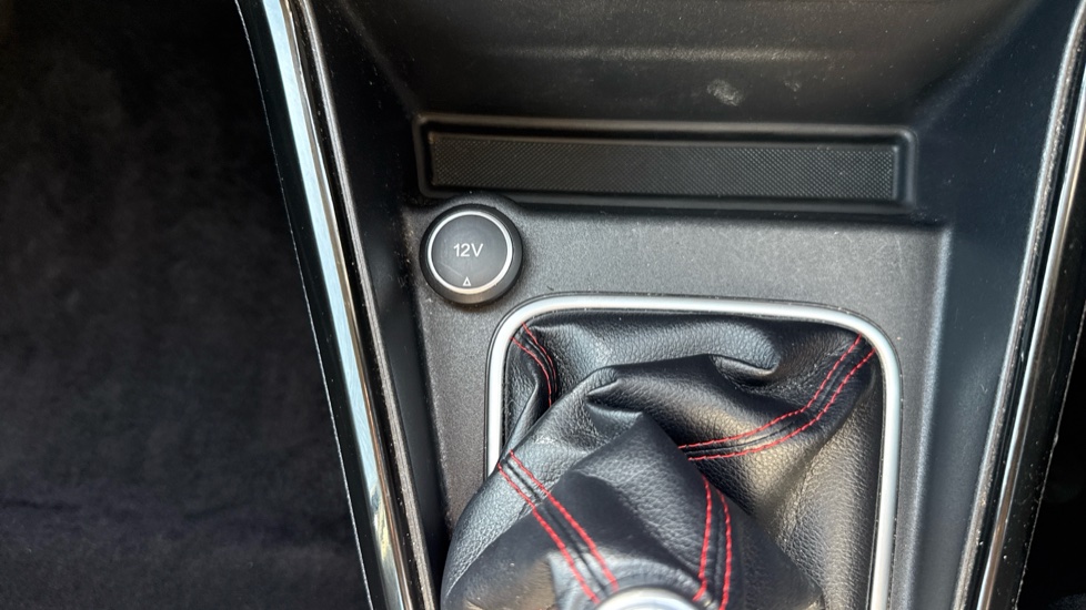 Ford EcoSport 1.0 EcoBoost 125 ST-Line 5dr Petrol Hatchback - Image 30