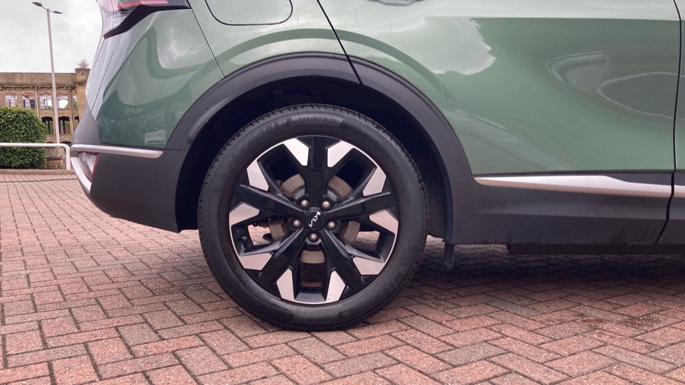 Kia Sportage 1.6T GDi PHEV 3 5dr Auto AWD Estate - Image 7
